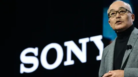 CEO da Sony vende ações após polêmica sobre mídias físicas