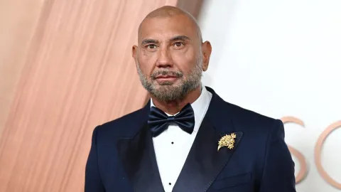 Dave Bautista se prepara fisicamente para interpretar Kratos em God of War