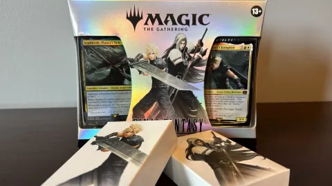 Designer de MTG diz que fãs devem se adaptar ou "deixar o jogo" se não gostarem de Universes Beyond