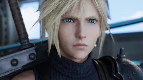 Diretor de Final Fantasy 7 Revelation luta por edição física do jogo
