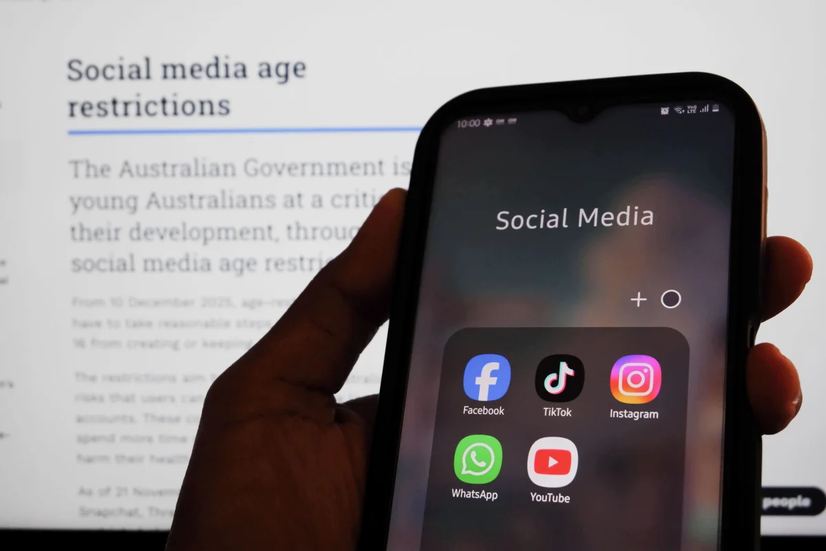 Estudo aponta falhas na verificação de idade em redes sociais na Austrália