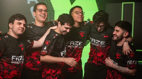 FaZe Clan vence etapa 1 da SAL de Rainbow Six Siege e se prepara para a Esports World Cup 2026