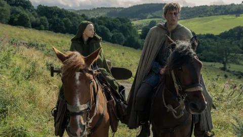 George R.R. Martin está trabalhando em uma quarta novela de Dunk e Egg