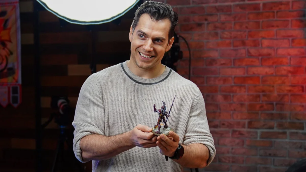 Henry Cavill e o projeto de Warhammer 40.000 na Amazon ganham novo diretor