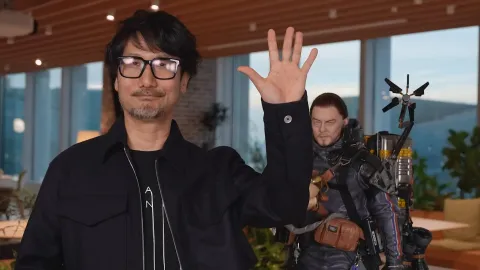 Hideo Kojima faz cameo em série japonesa, mas sua aparência foi alterada por parecer "jovem demais"