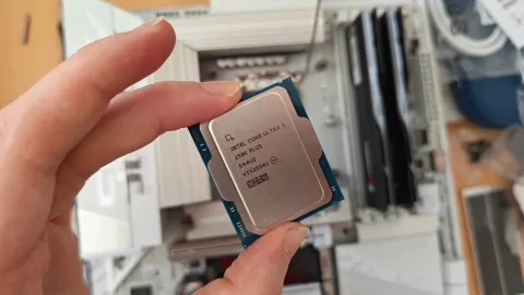 Intel Core Ultra 5 250K Plus: Boa opção de custo-benefício, mas com promessas a cumprir