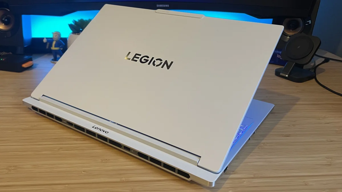 Lenovo Legion 7a com RTX 5070 de 12GB pode não justificar seu preço elevado