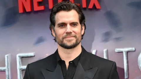 Mike Flanagan se junta à série Warhammer 40K com Henry Cavill na Amazon, mas lançamento pode demorar anos