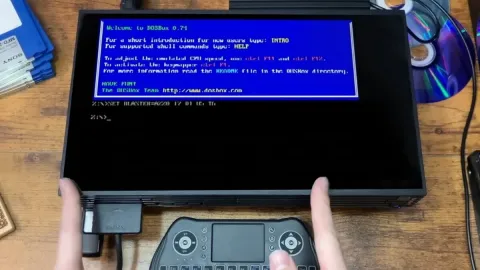 Modder instala Windows 95 em PlayStation 2 e revela desafios do projeto