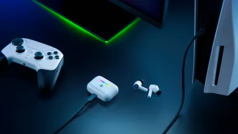 Novos fones Razer Hammerhead V3 X Hyperspeed para Xbox e PlayStation