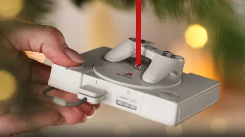 Ornamento da PlayStation da Hallmark traz som icônico e nostalgia para os fãs dos anos 90